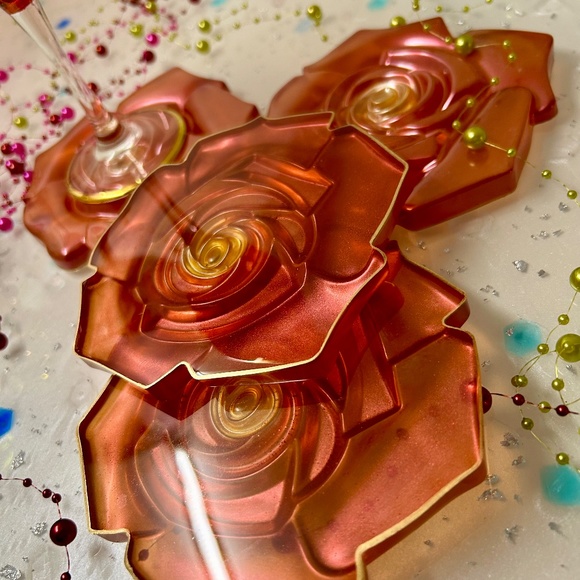 Resin rose coasters set of 3 - Picture 2 of 12